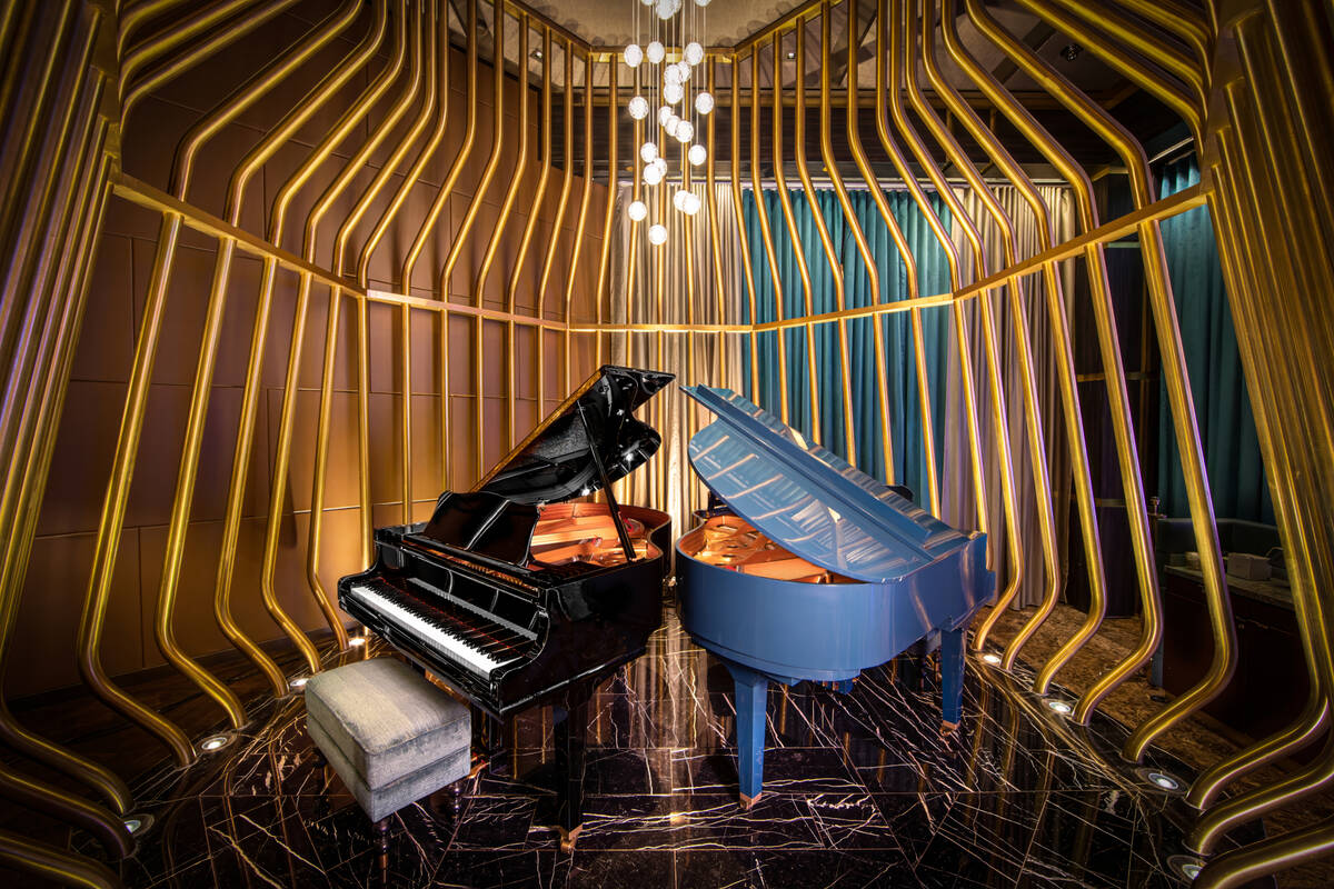 The birdcage with dueling pianos at Juliet Cocktail Room, opening Aug. 7, 2023, in The Venetian ...
