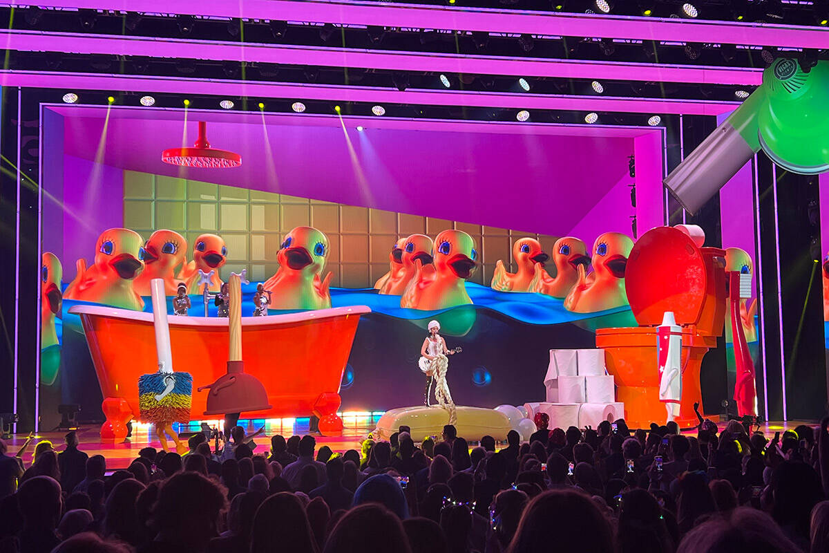 Katy Perry Tour 2024 Experience the Spectacle! Versus TV