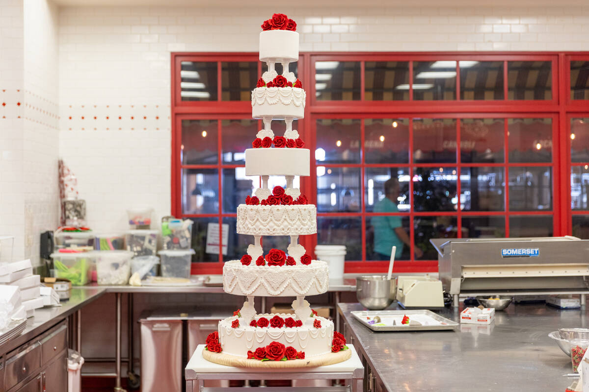 The replica of Elvis and Priscilla Presley’s famous 1967 wedding cake is shown at Carlos's Ba ...