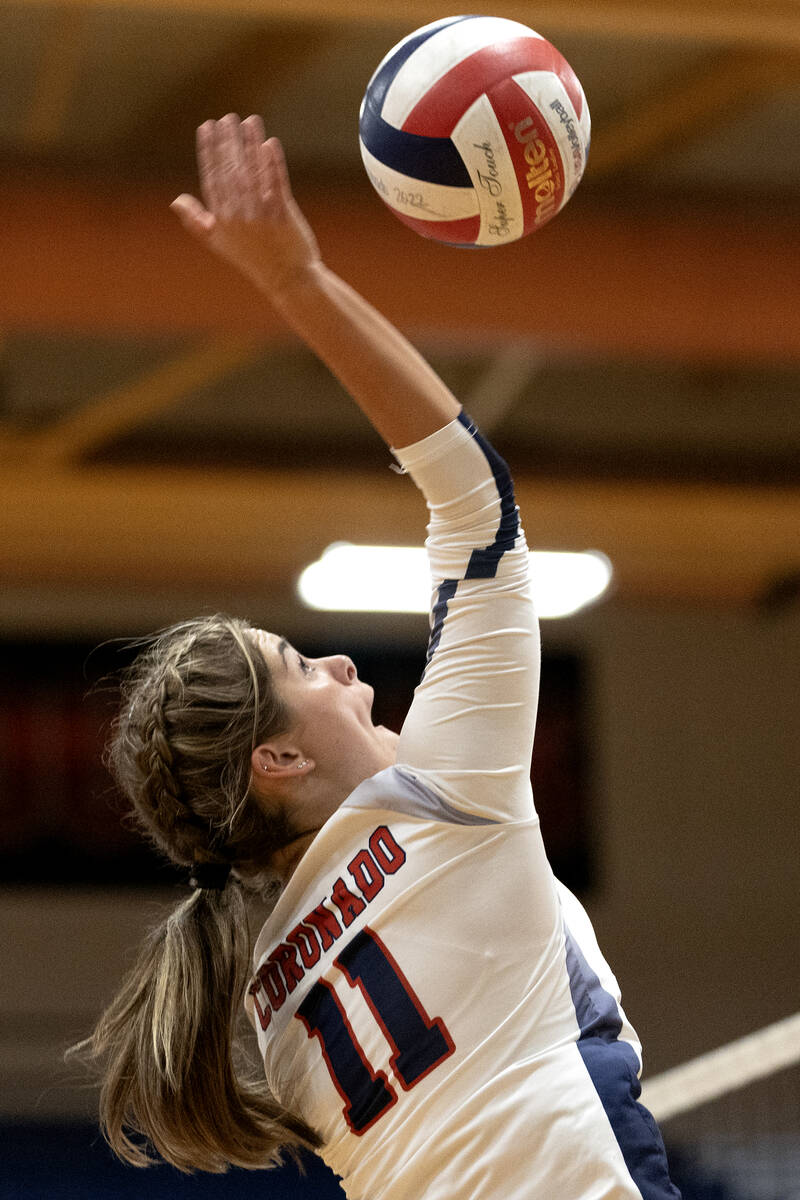 Coronado’s Reagan Vint (11) spikes to Silverado during a high school volleyball game at ...