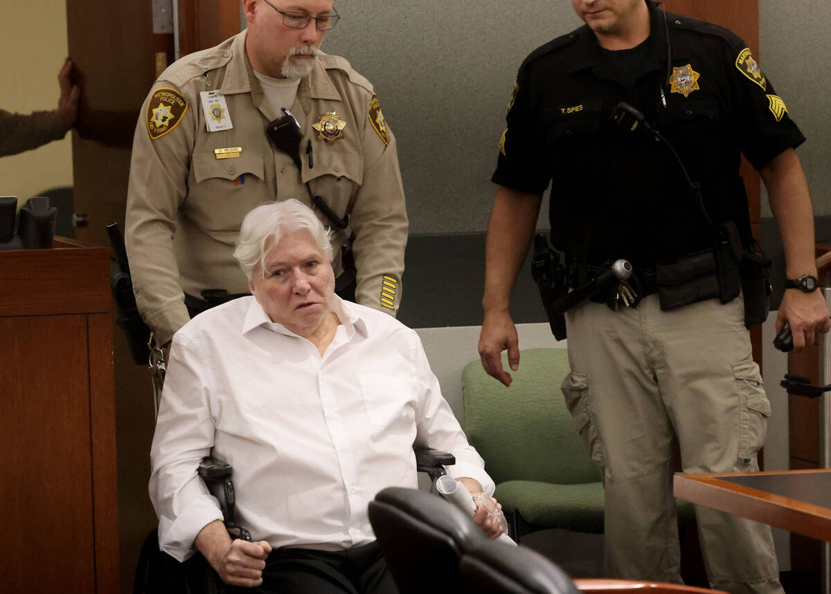 Thomas Randolph is wheeled into court at the Regional Justice Center in Las Vegas Thursday, Aug ...