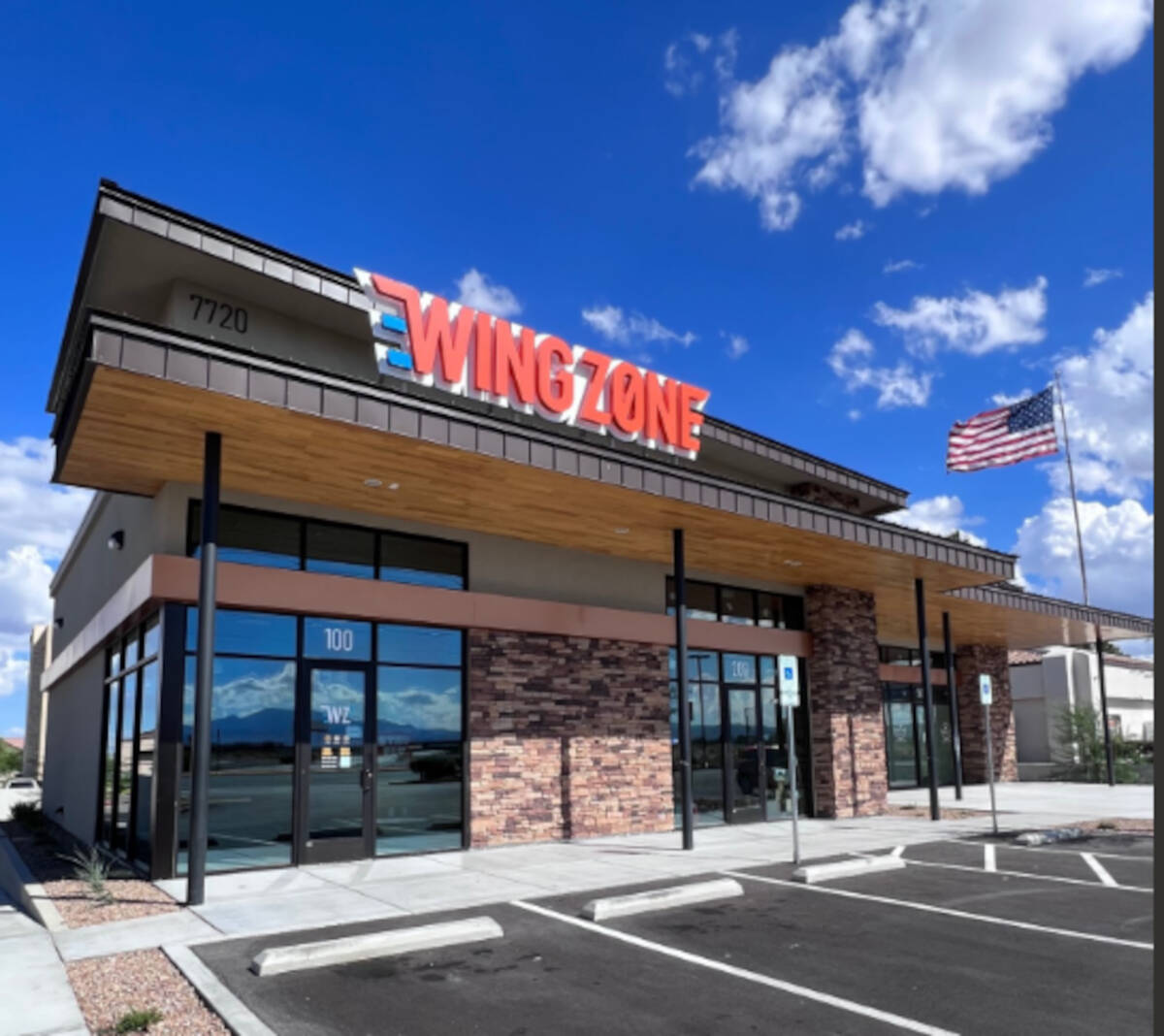 Wing Zone opens a second store, in Las Vegas, for its hot chicken spinoff brand - Vimarsana News