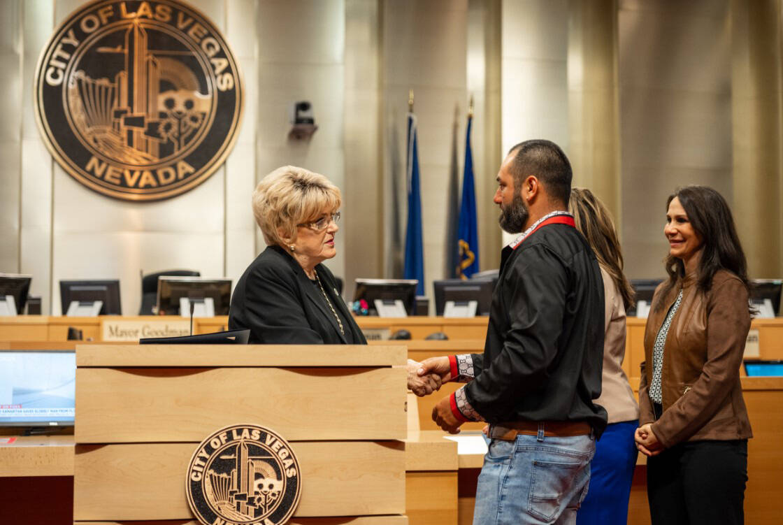 Las Vegas Mayor Carolyn Goodman presents Arturo Castrejon with a key to the city on Thursday, S ...