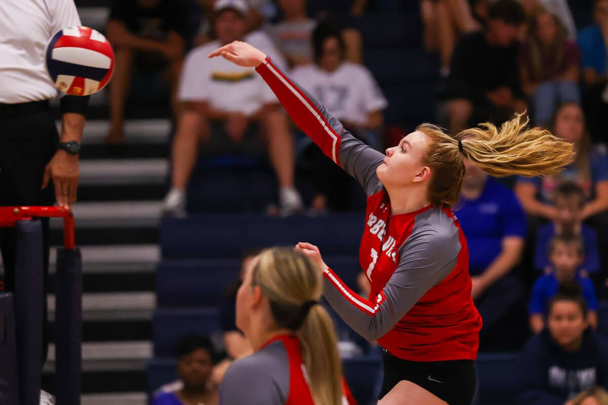 Arbor View’s Madison Garvin (7) spikes the ball during a volleyball game between Centenn ...