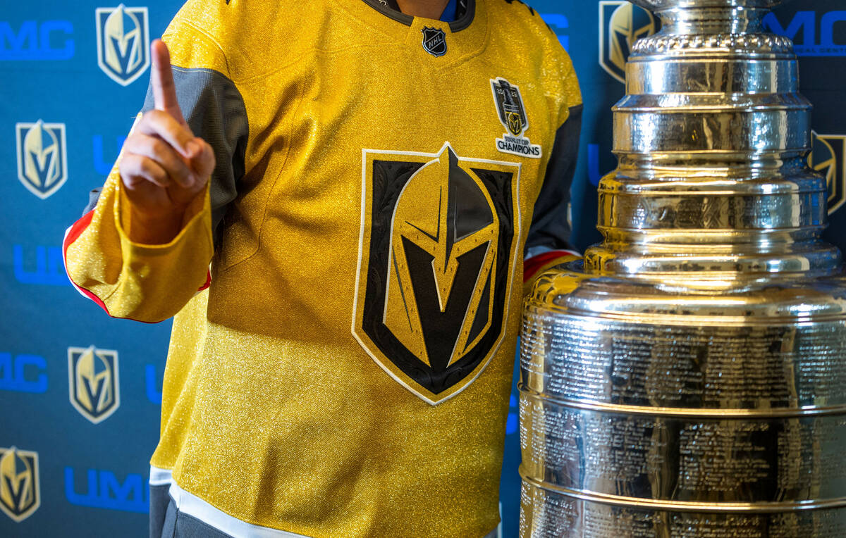 Golden Knights bring Stanley Cup to UMC hospital — PHOTOS, Golden Knights