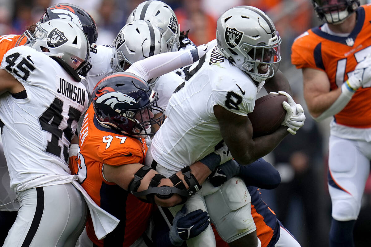 17 las vegas raiders