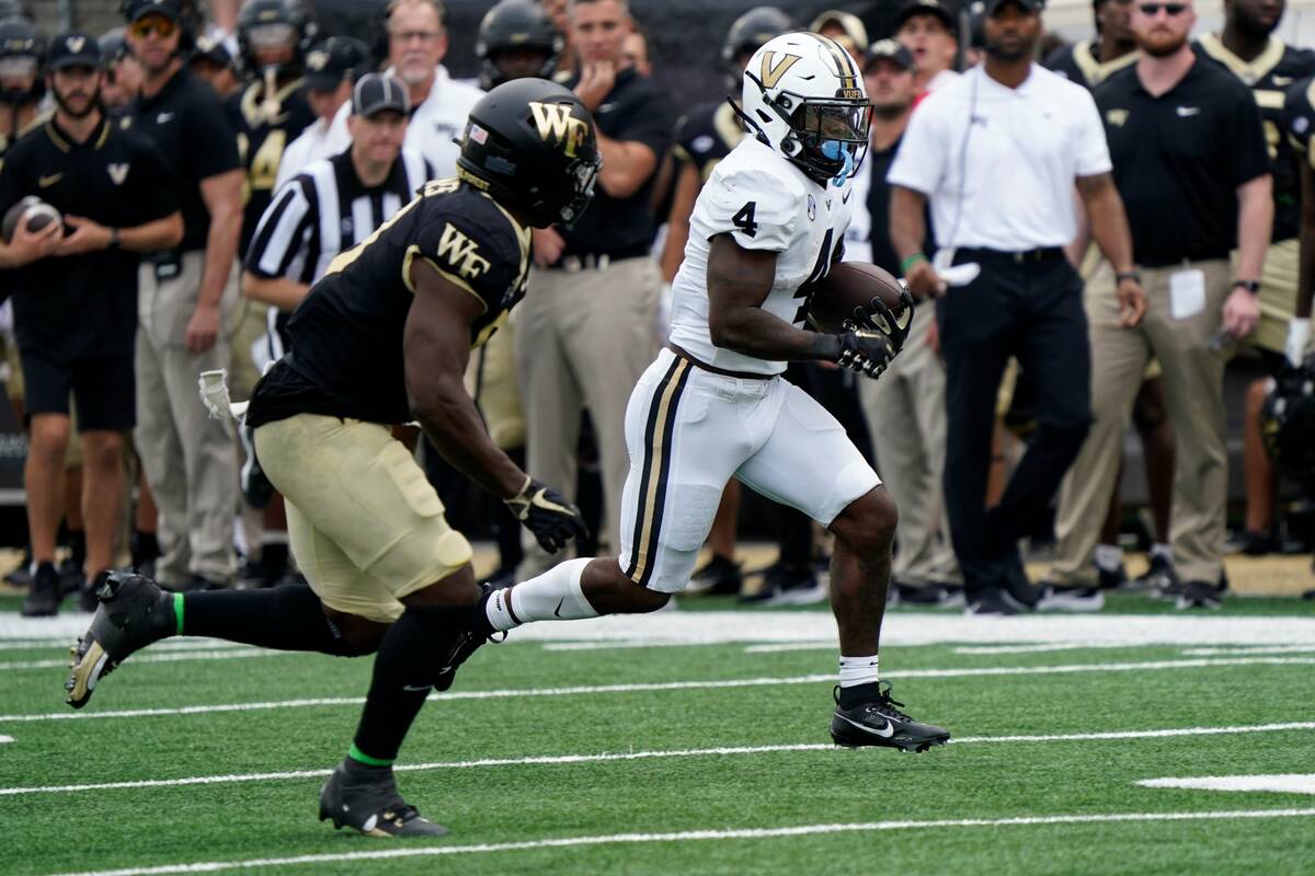 Vanderbilt running back Patrick Smith (4) runs against Wake Forest during the second half of an ...