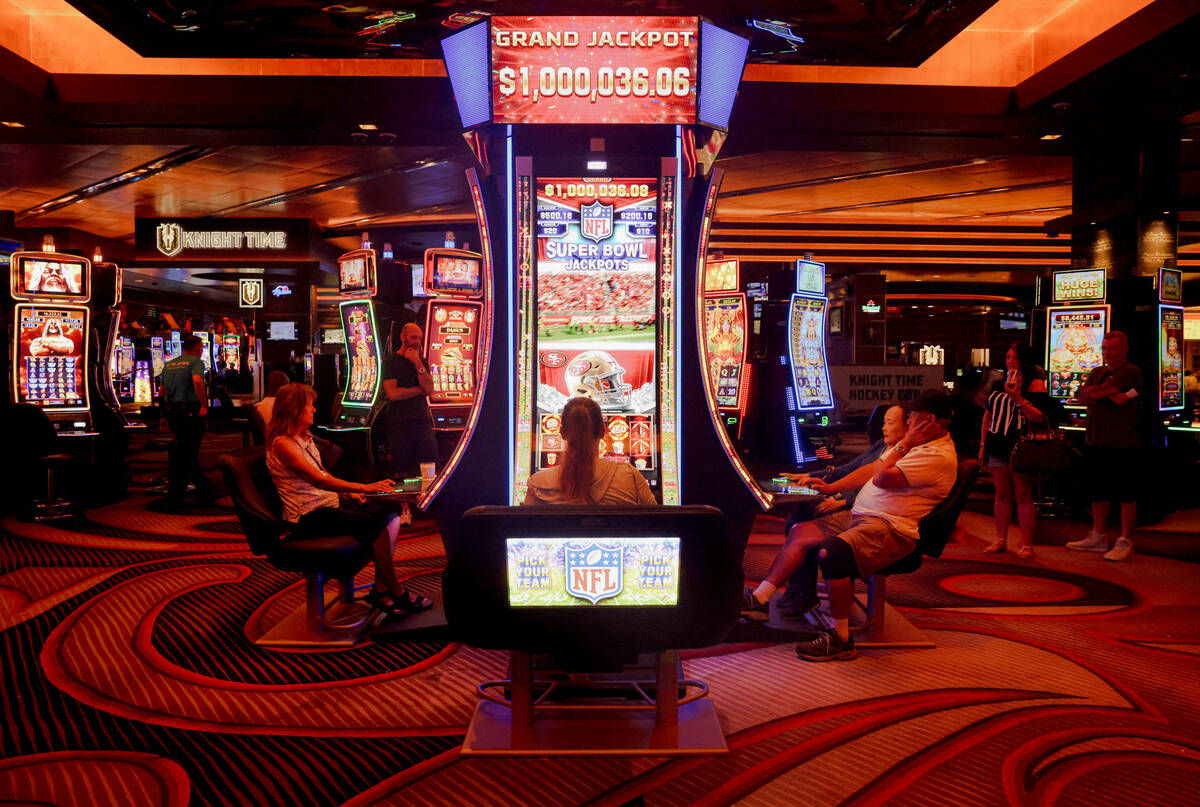 NFL-themed slot machines to make debut on Vegas strip