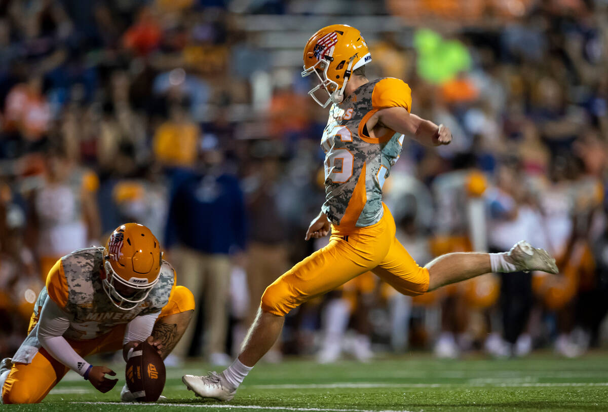 UTEP place kicker Buzz Flabiano (36) kicks a field goal in the second half of an NCAA college f ...