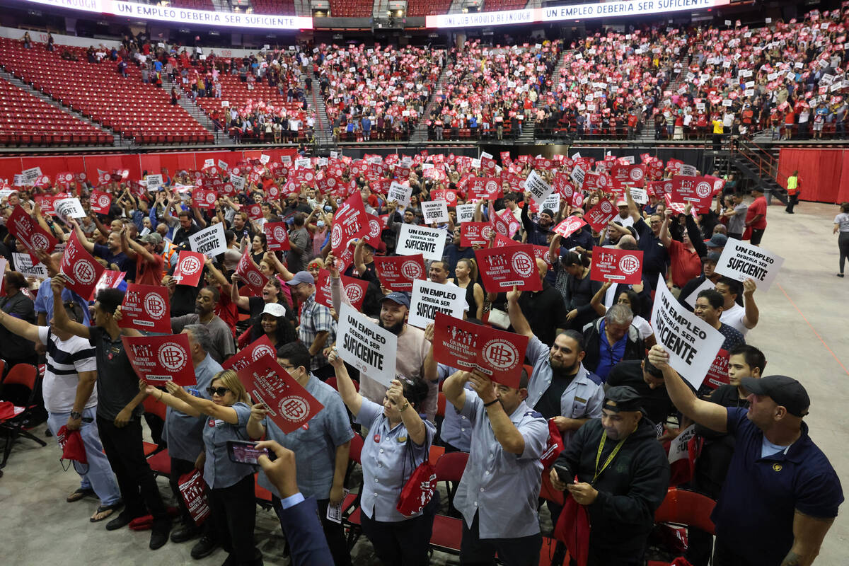 Culinary Union members rally ahead of a strike vote at Thomas & Mack Center on the UNLV cam ...