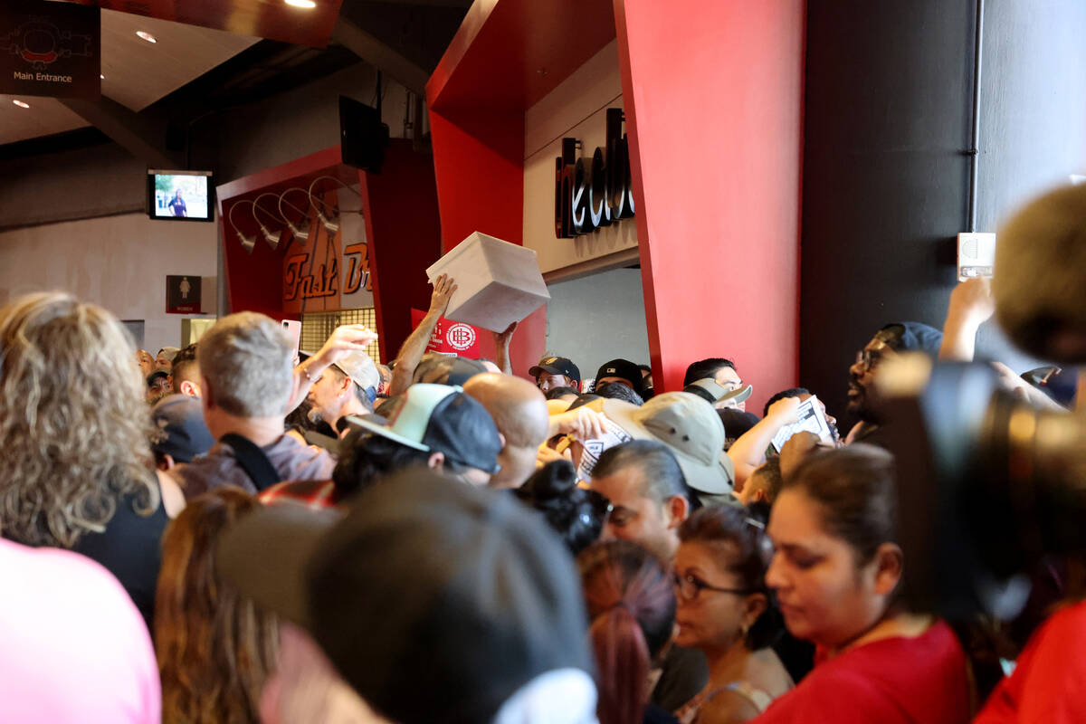 Culinary Union members cast their ballots during a strike vote at Thomas & Mack Center on t ...