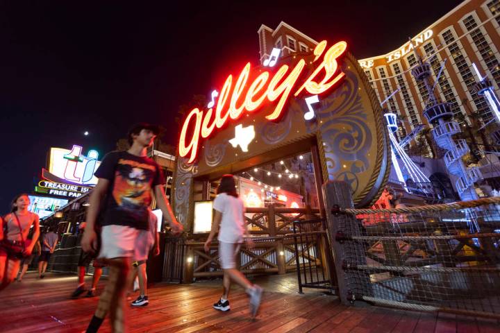 Gilley's Saloon on the Las Vegas Strip was closed by the Southern Nevada Health District on Sep ...