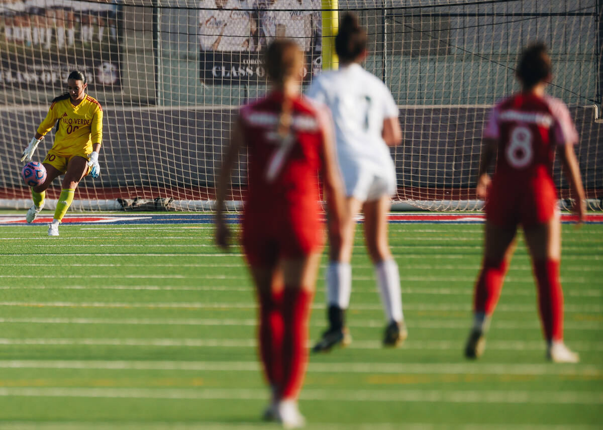 Palo Verde goalkeeper Adriana Anderson (00) kicks the ball to her teammates during a game again ...