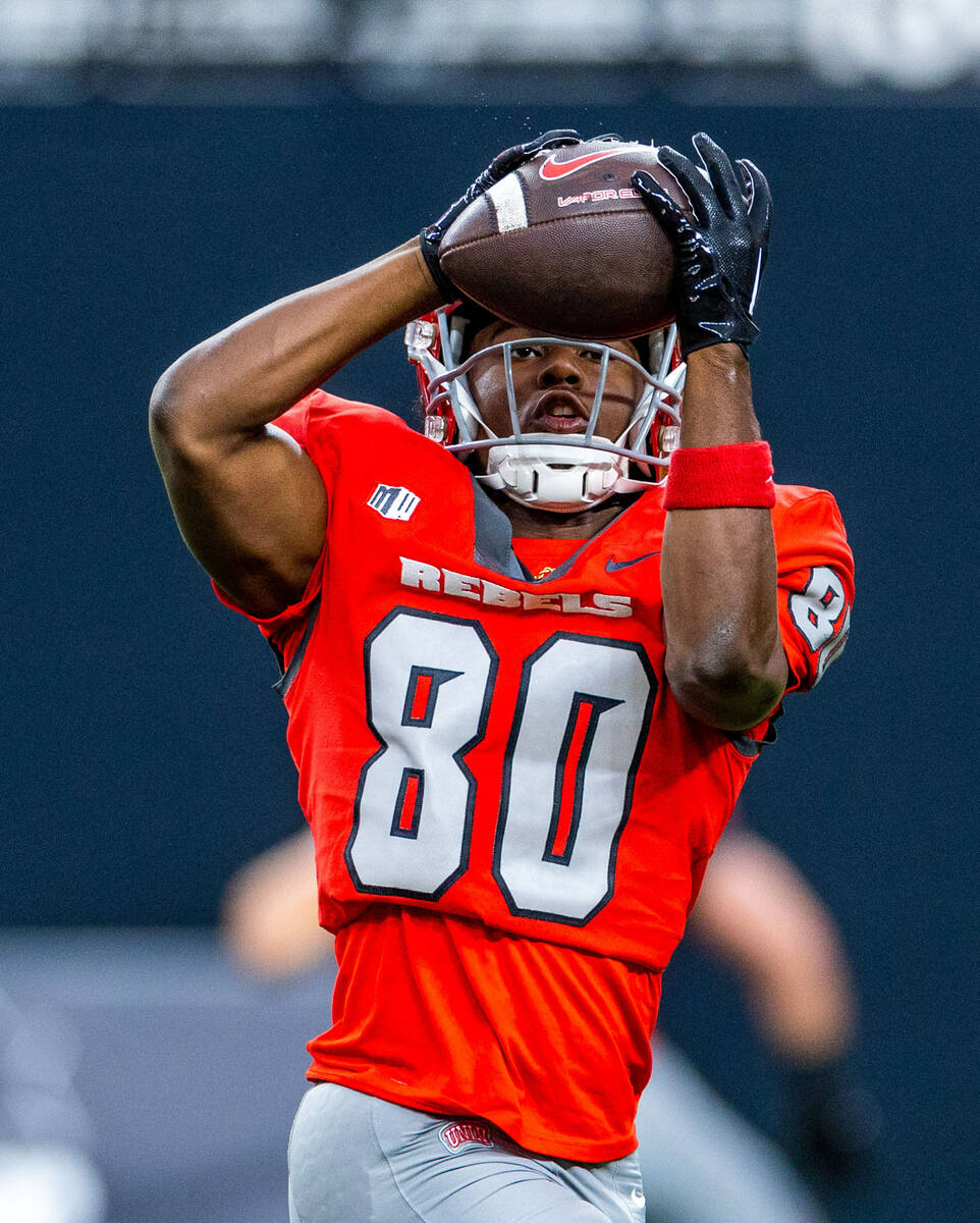 UNLV wide receiver Rogerick Ray (80) catches a pass in warmups before the first half of their N ...