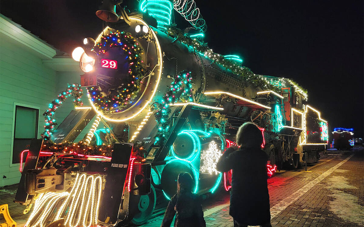 All aboard: The Polar Express Train of Williams, Arizona, is ready for its journey to Santa. (N ...