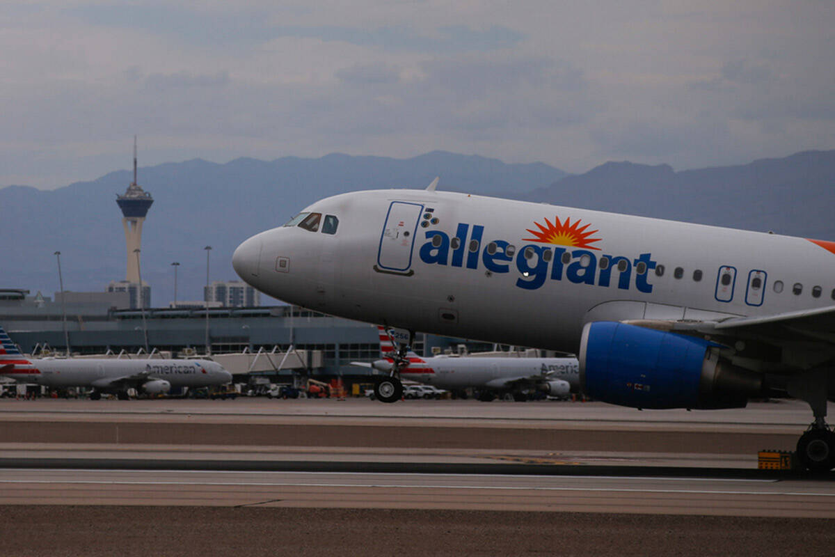 Allegiant enters new deal to buy Boeing jets