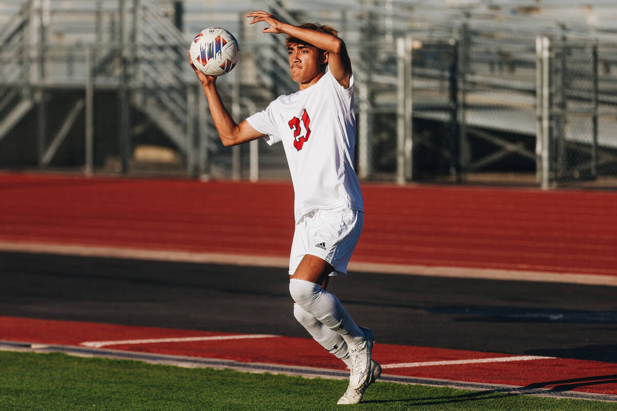 Arbor View’s Kaleb Grance (21) throws the ball into the game during a match against Coro ...