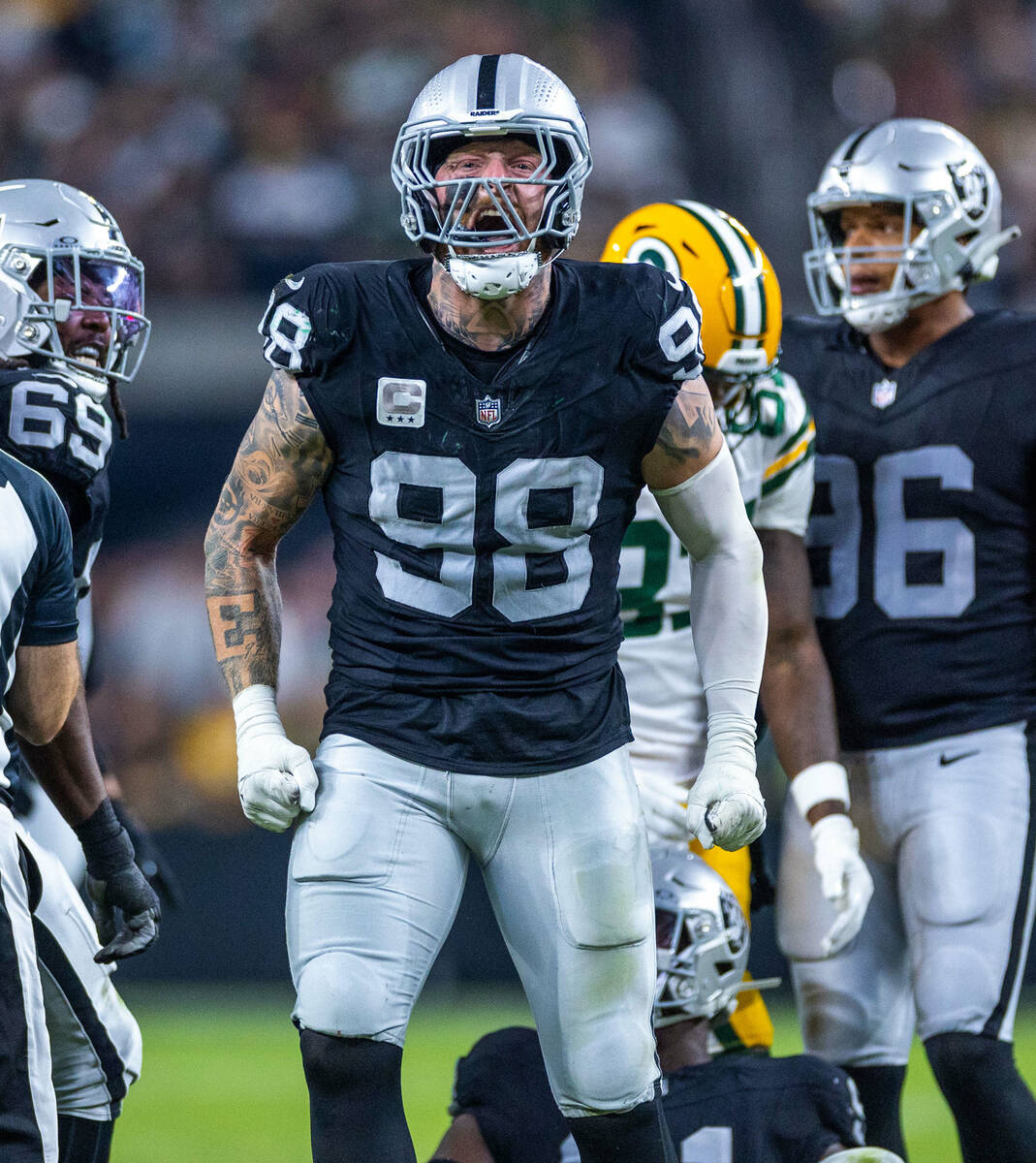 Las Vegas Raiders' disruptive defense secures narrow victory over Green Bay  Packers to end three-game losing streak