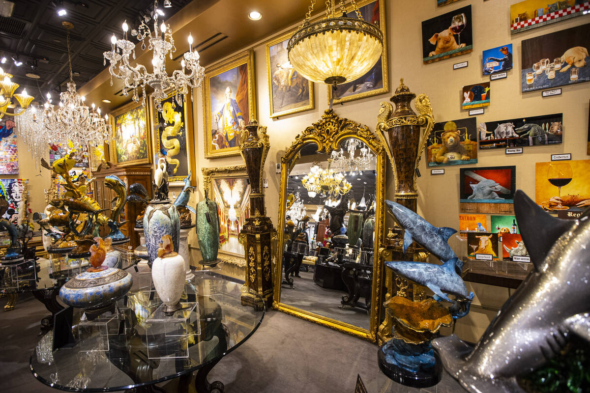 Las Vegas Retailers' F1 Grand Prix Preparations – Regis Galerie