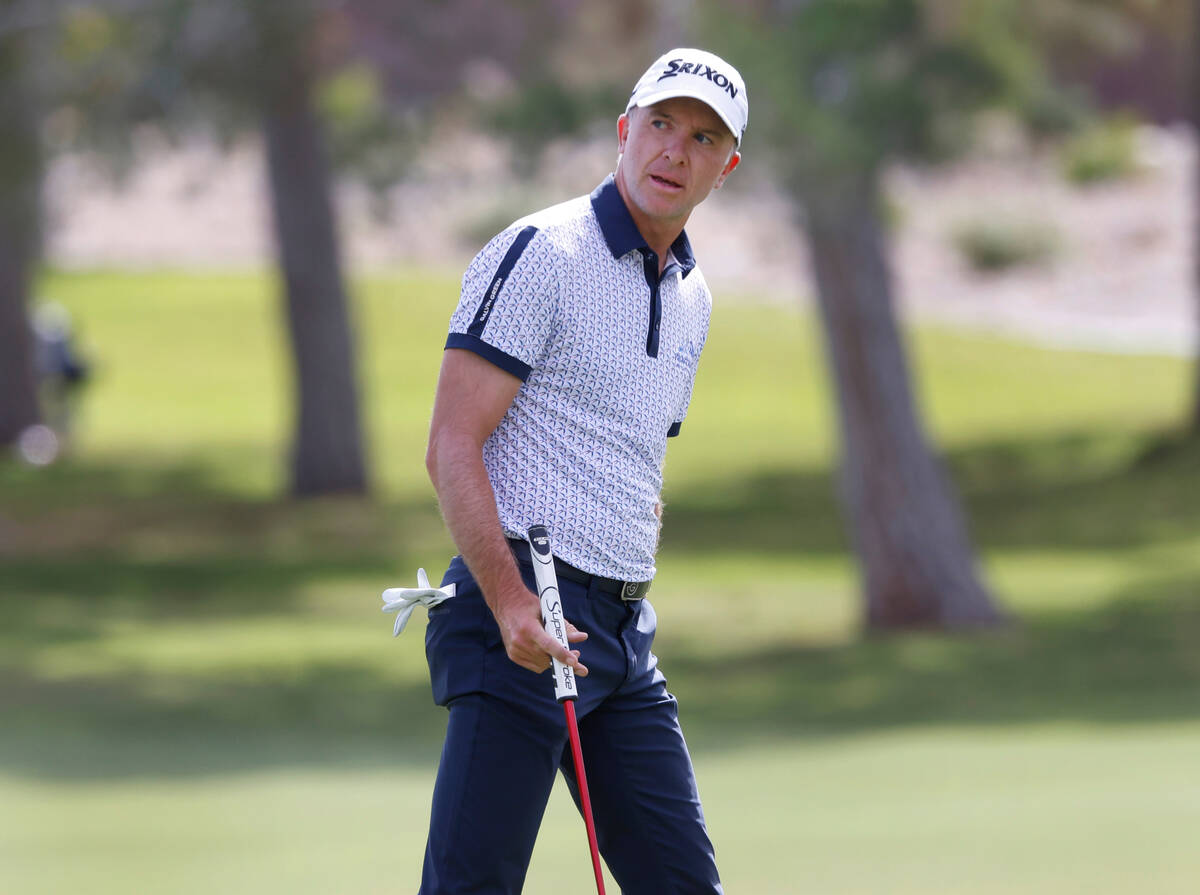 Martin Laird reacts after missing his putt on the 9th green during the Shriners Children&#x2019 ...