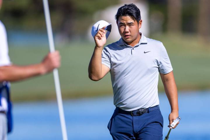 Tom Kim thanks the crowd after a putt at hole 18 during day 3 play at the Shriners Children's O ...