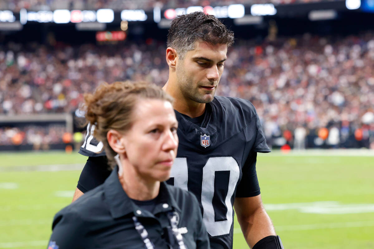 Raiders' Jimmy Garoppolo misses practice with back injury, Raiders News