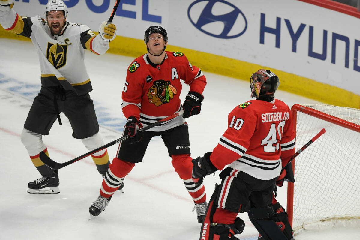 Hawks, Bruins set for NHL playoffs