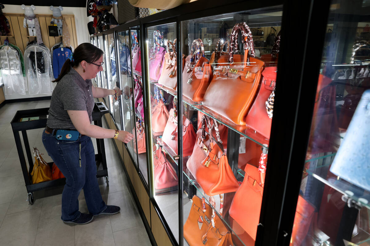 Where are the top pawn shops in Las Vegas?