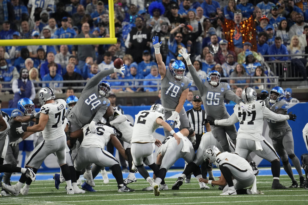 Las Vegas Raiders place-kicker Daniel Carlson (2) kicks a field goal during the second half of ...