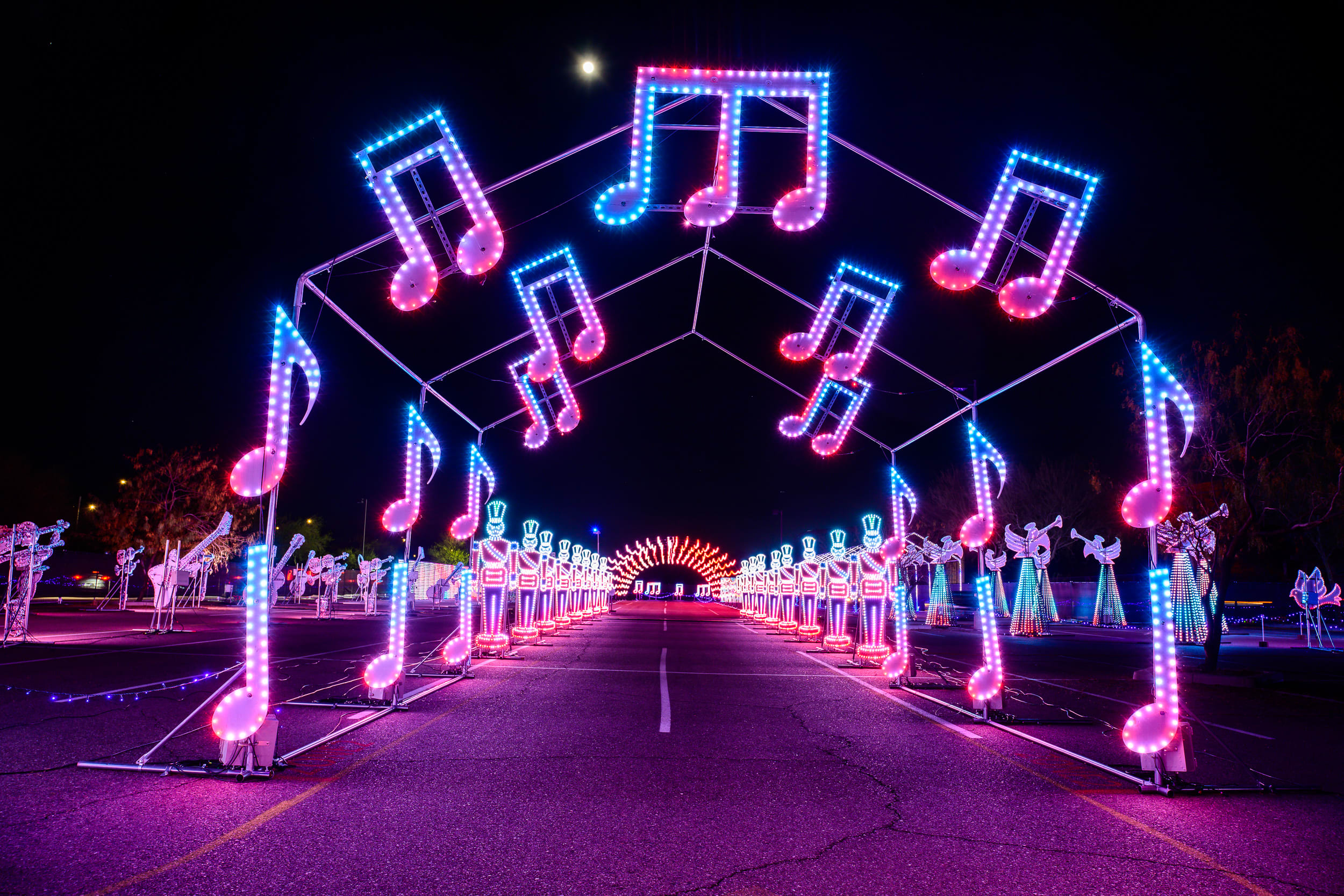 Rockin’ Christmas drivethru holiday light show coming to M Resort