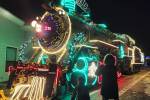 3 holiday train rides promise fun for the whole family