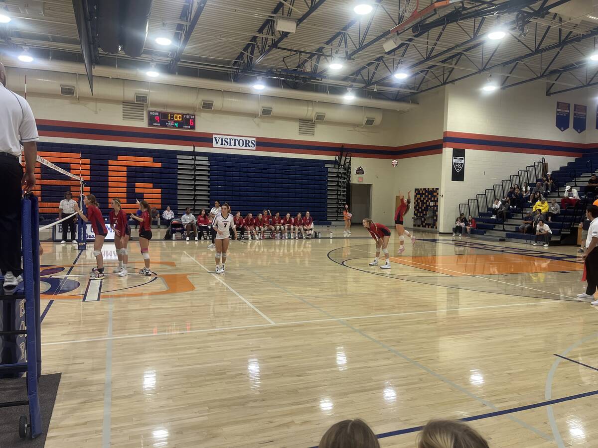 Coronado and Bishop Gorman's girls volleyball teams play during the Class 5A Southern Region ti ...