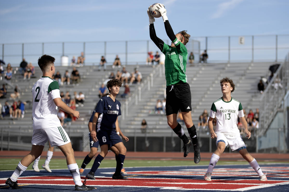 Palo Verde goaltender Henri Kettner saves the ball during the second half of a Class 5A Souther ...