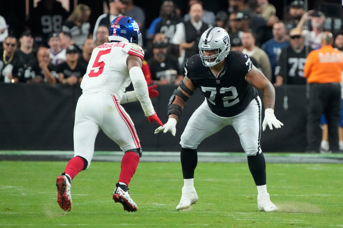 Las Vegas Raiders guard Jermaine Eluemunor (72) during the first half of an NFL football game a ...