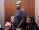Man who stabbed 2 hospital patients, killing 1, sentenced to prison