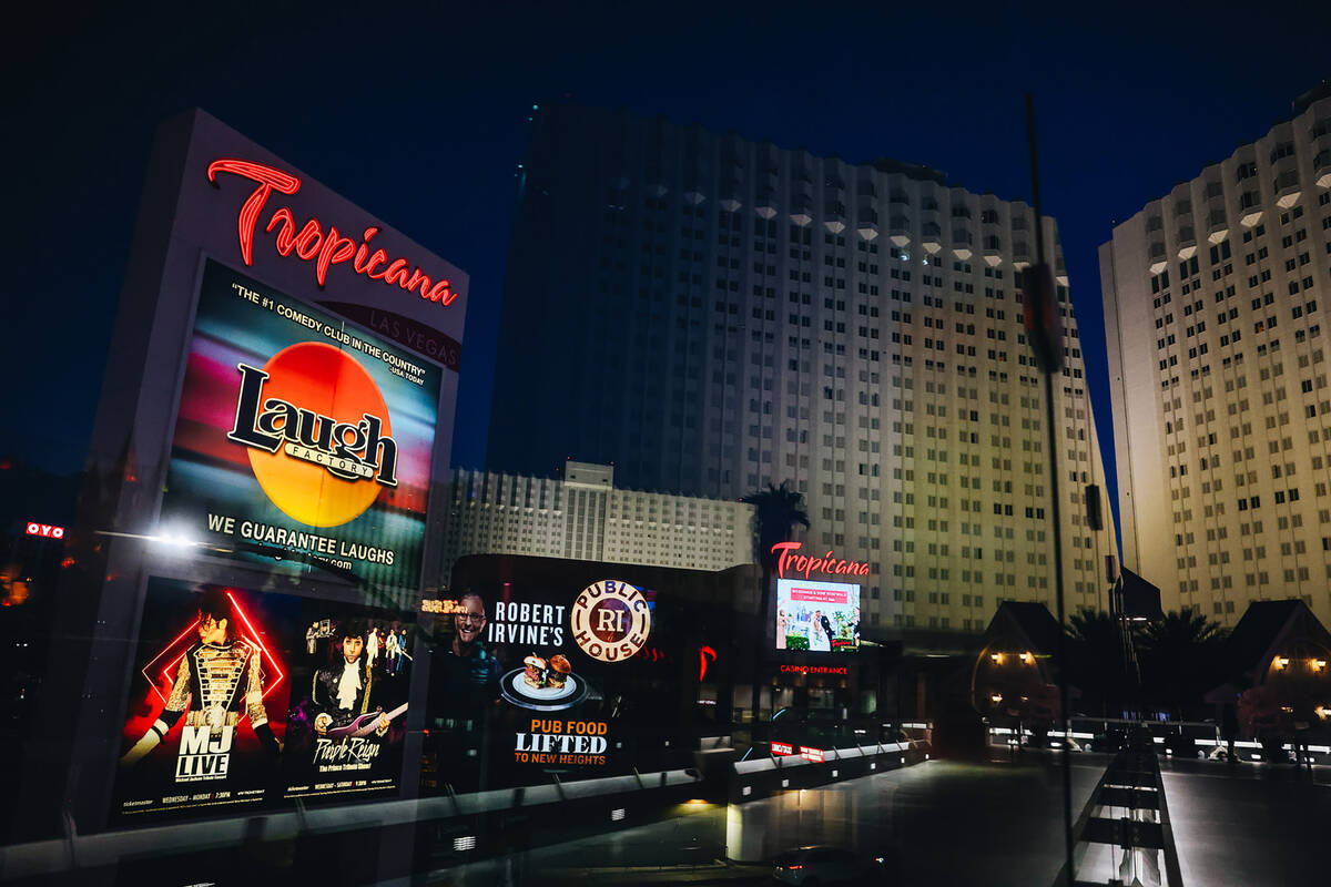 Hotel Tropicana Review: What To REALLY Expect If You Stay