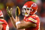 Swift action: Chiefs-Raiders line, total move; Kelce props posted