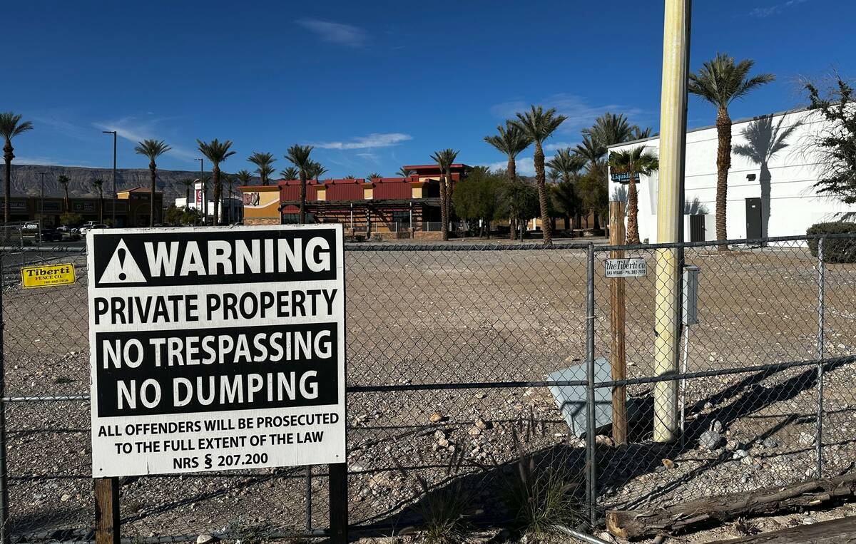 A look at the site where the Chip Shots, a 13,000-square-foot indoor golf club, was set to open ...