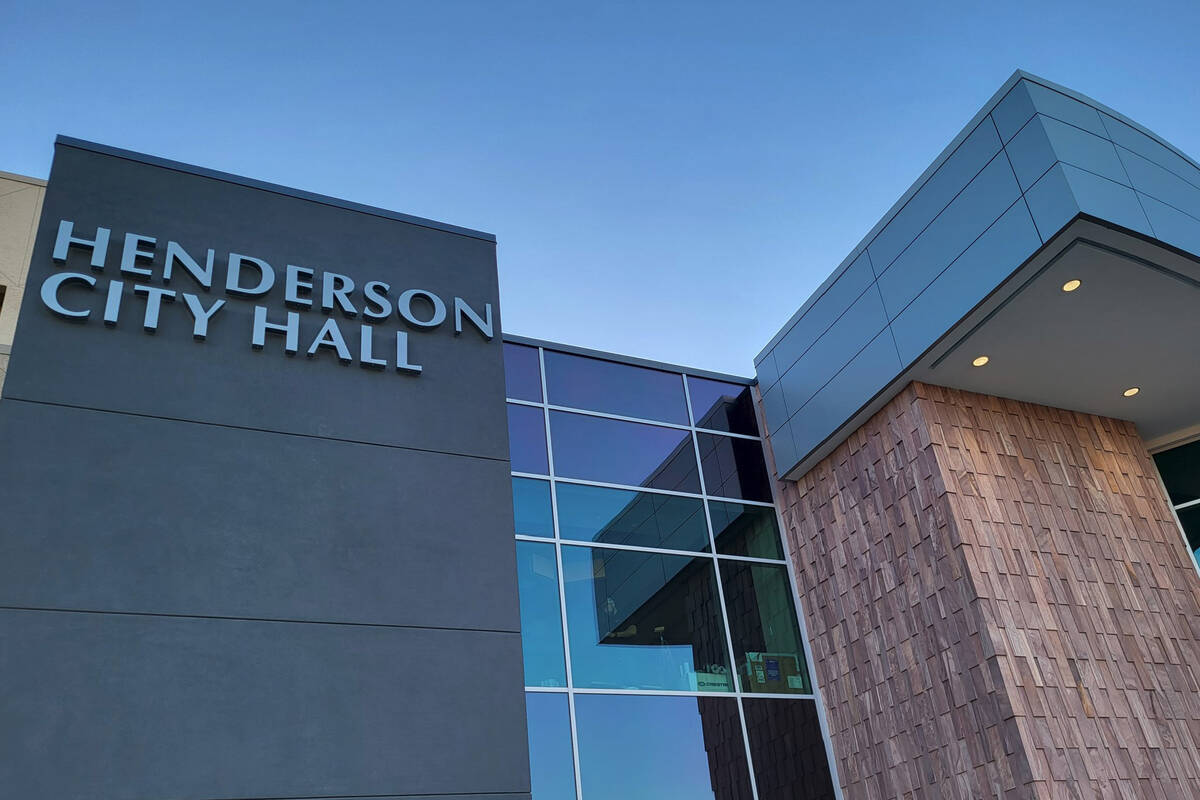 Henderson City Hall. (Las Vegas Review-Journal)