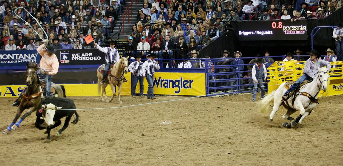 Kaleb Driggers of Hoboken, Ga. left, and Junior Nogueira of Presidente Prudente, Brazil compete ...