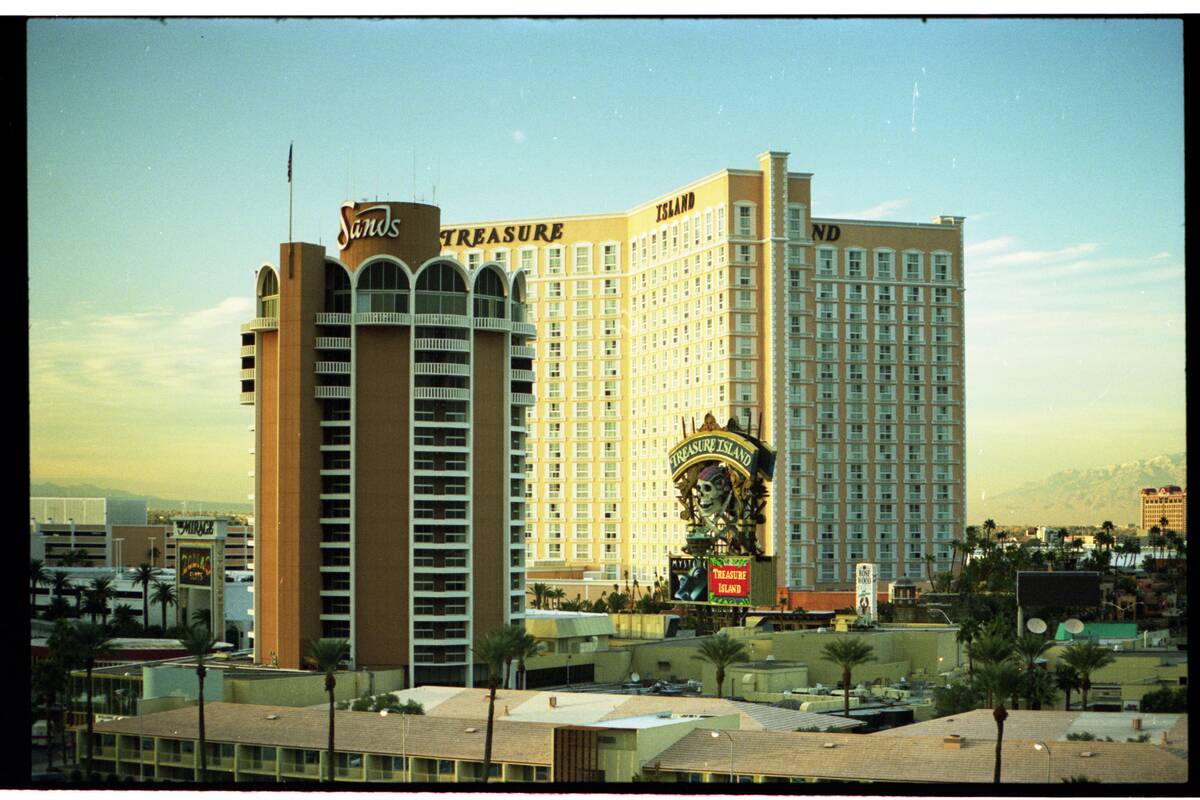 The Sands Hotel with the Treasure Island behind it in 1993.