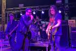 Slash cuts loose at Las Vegas dive bar reopening