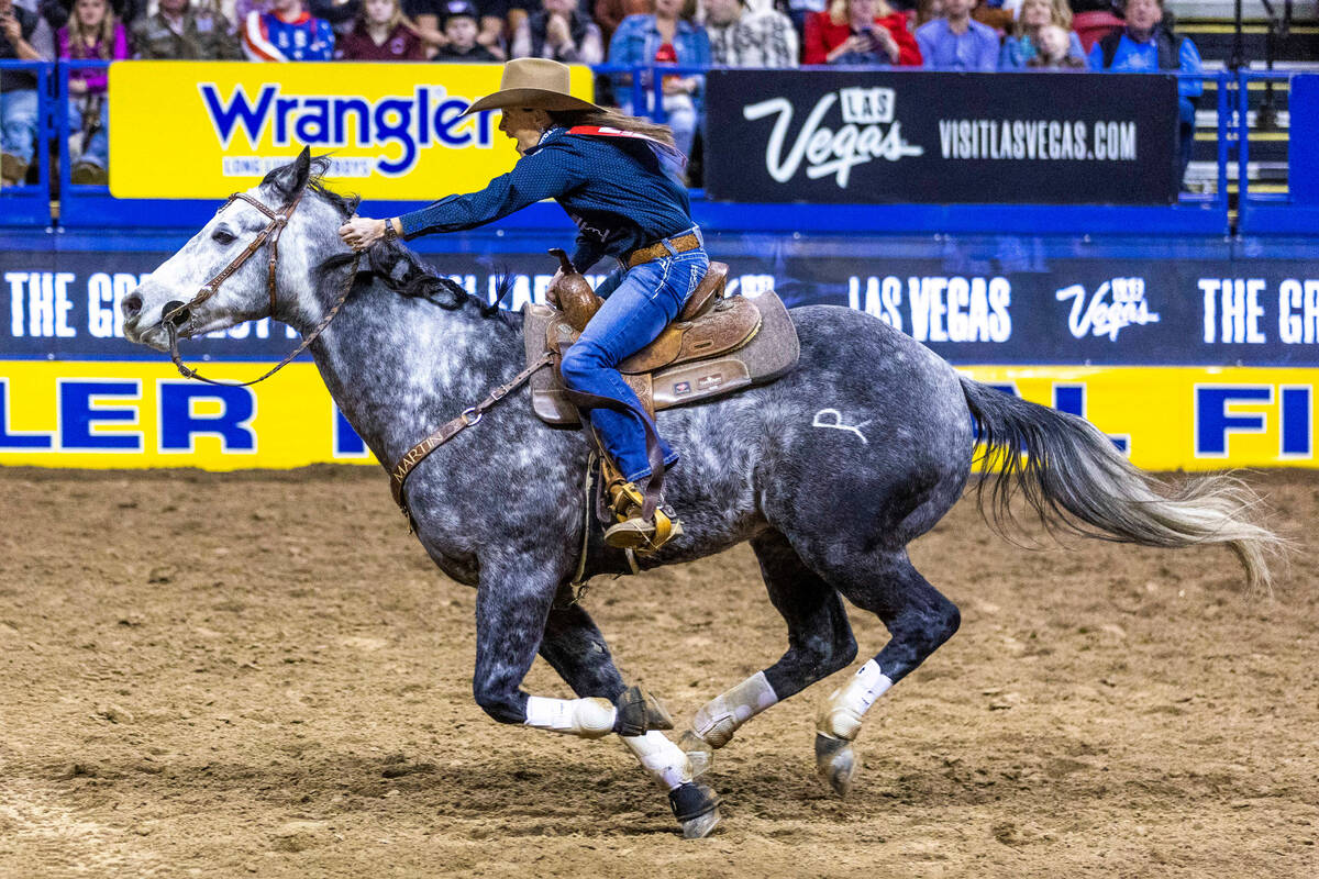 NFR Day 2: Legendary barrel racer continues to ride on at 58