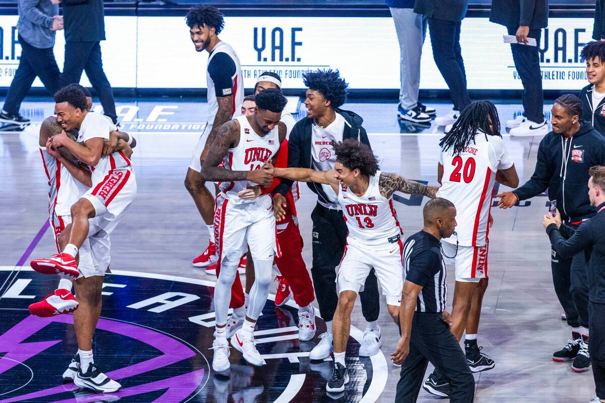 Runnin' Rebels Fall To Saint Mary's On Buzzer Beater In Double Overtime -  University of Nevada Las Vegas Athletics