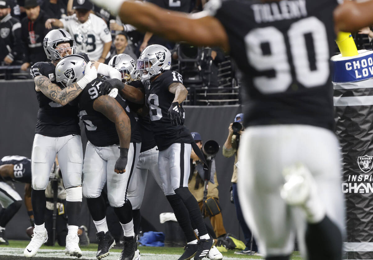 Raiders erupt for franchise-record 63 points in rout of Chargers, Raiders  News