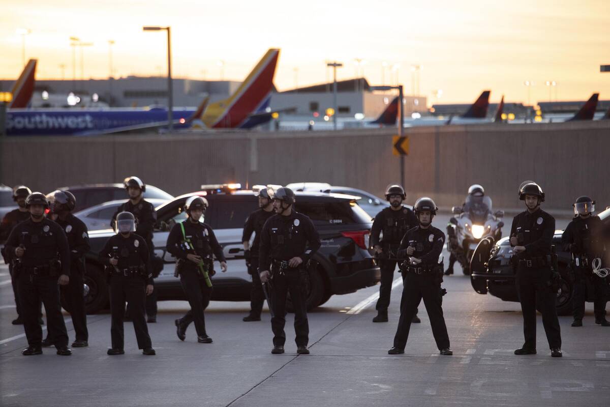 Protesters block traffic near LAX to demand Gaza Strip cease-fire - Vimarsana News