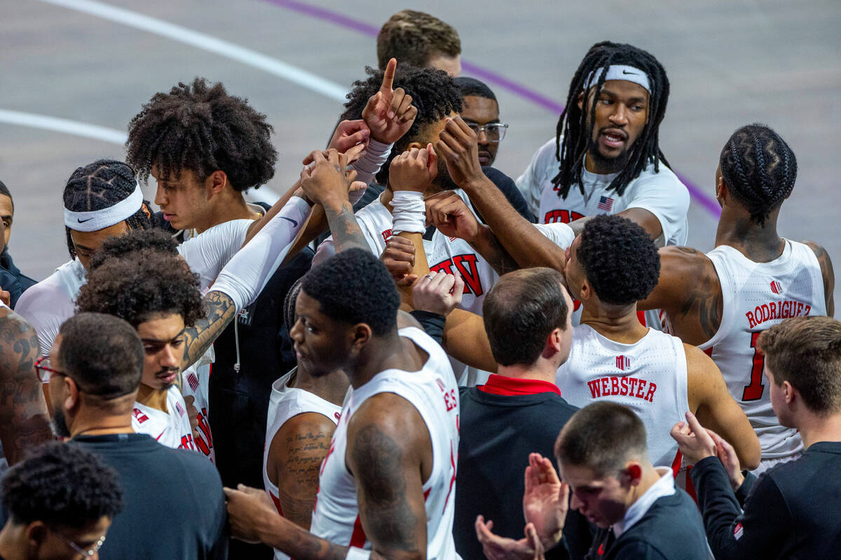 Runnin' Rebels Fall To Saint Mary's On Buzzer Beater In Double Overtime -  University of Nevada Las Vegas Athletics