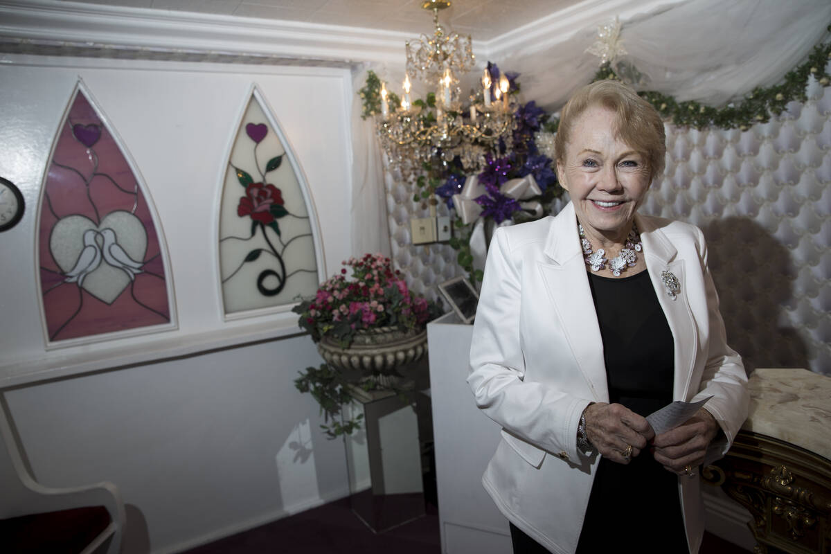 Las Vegas' 'Wedding Queen of the West' dies | Kats | Entertainment - Vimarsana News