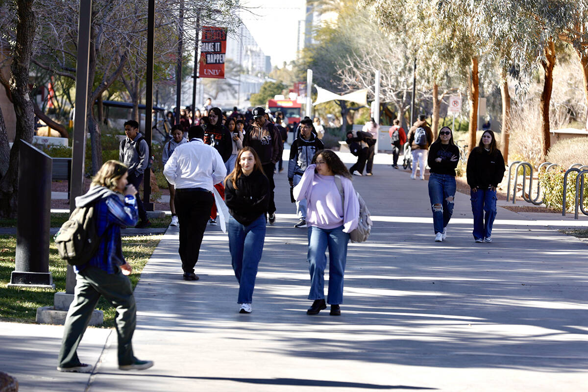 UNLV students return to campus for the start of the spring semester on Tuesday, Jan. 16, 2024. ...