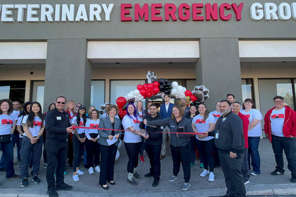 Veterinary Emergency Group celebrates the grand opening of its Henderson pet emergency room on ...